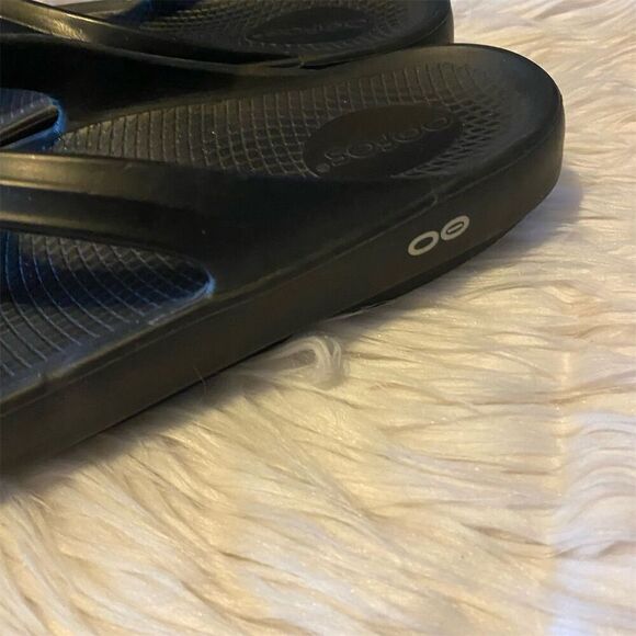 OOFOS Women's Black Recovery Flip Flop Sandals Size 9 Casual Summer - Picture 4 of 8